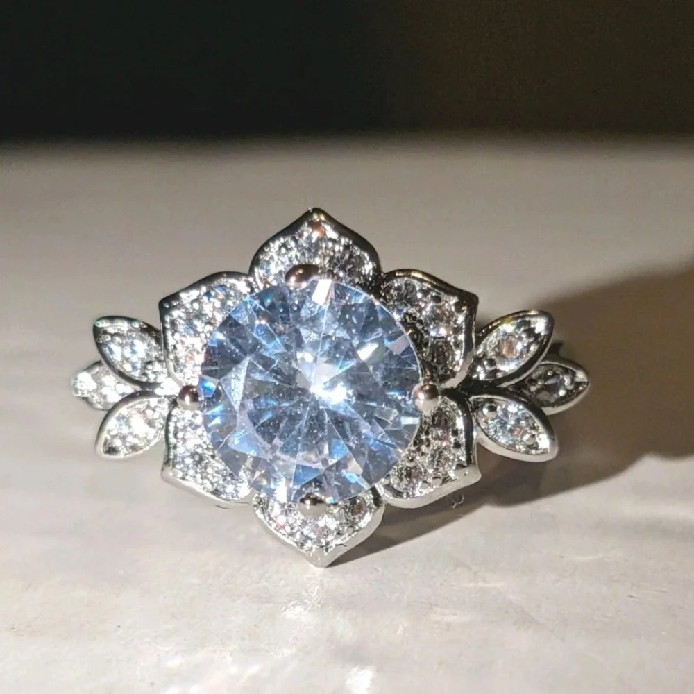 High Quality Flower/Leaf Real Moissanite Engagement Ring 925 Sterling Silver Sz6